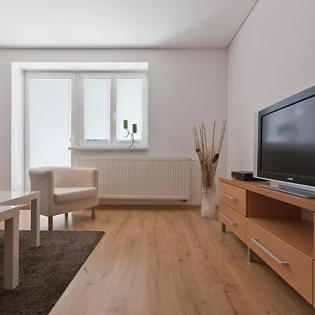 아파트 Zoerentals Zlatovska Trenčín